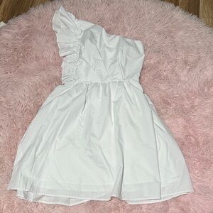 Chic One-Shoulder White Dress